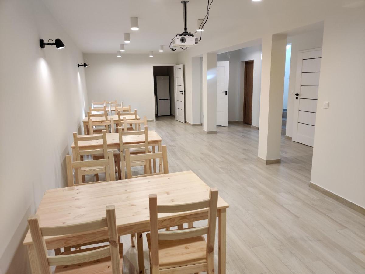 Ostrowo Plaza Hotell Eksteriør bilde